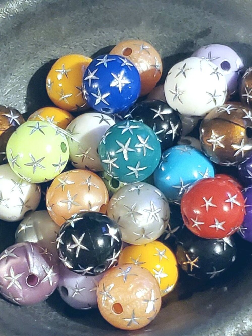Mixed Colors Vintage 90s Silver Stars 12mm Round Acrylic Shabby Beads 10 pcs